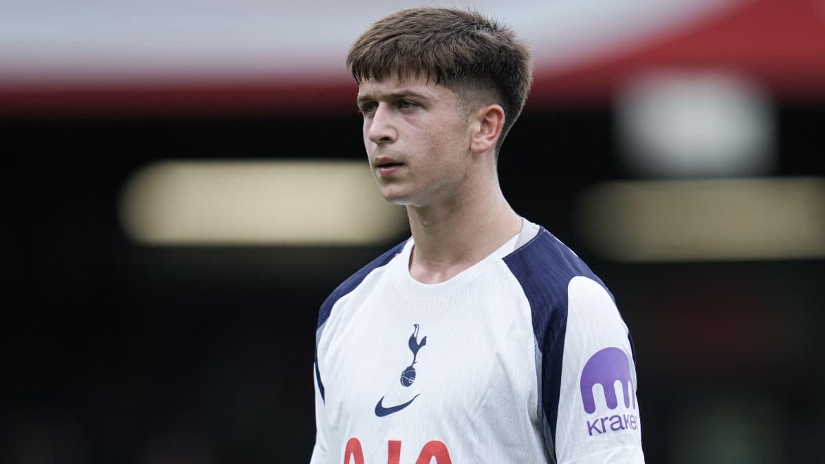 Tottenham Wonderkid Mikey Moore ตั้งค่าให้กู้ยืมเรนเจอร์แม้จะมีดอกเบี้ยทั่วยุโรป