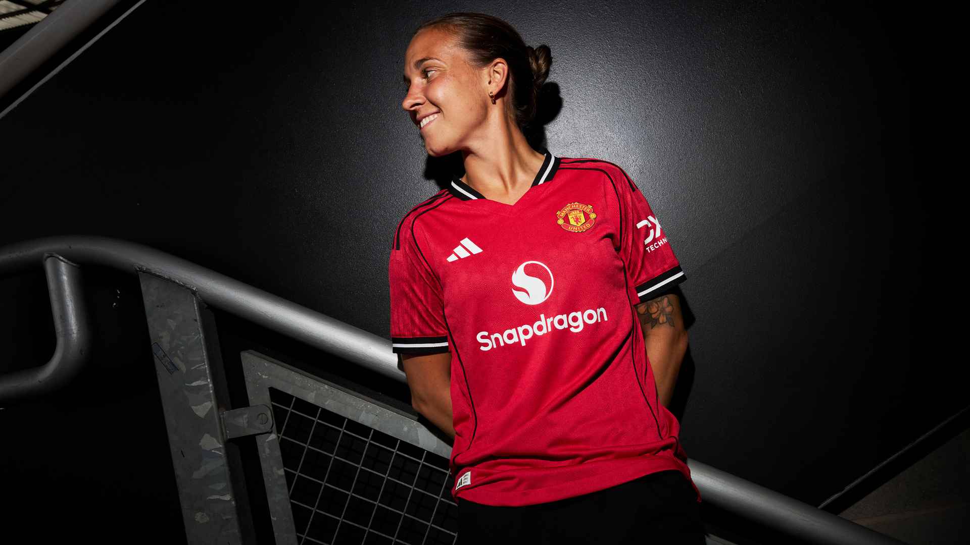 ผู้หญิง UTD ประกาศการลงนามของ Julia Zigiotti