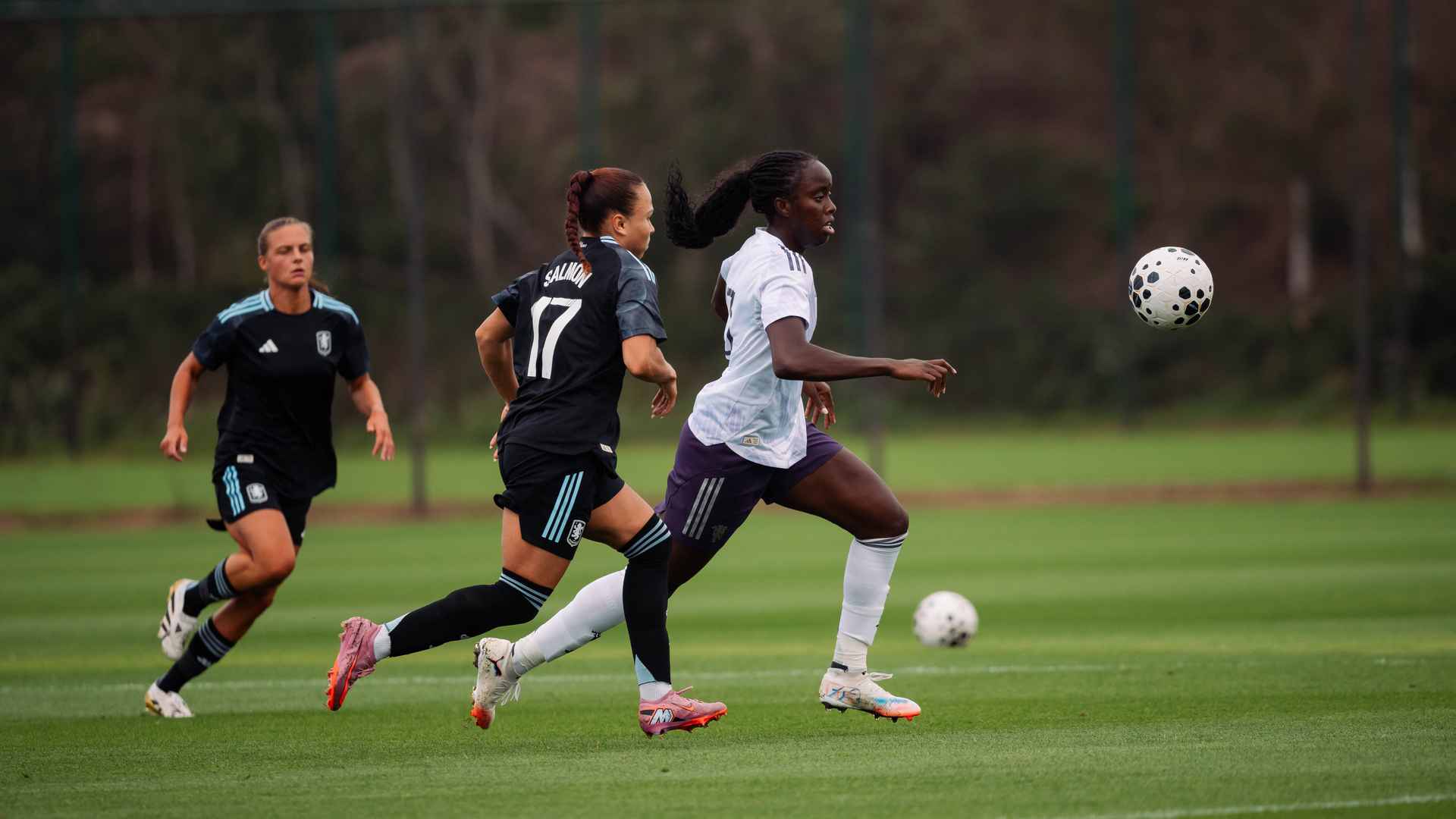 รายงานการจับคู่จาก Man Utd Women v Aston Villa ก่อนฤดูกาลเป็นมิตรที่ Carrington