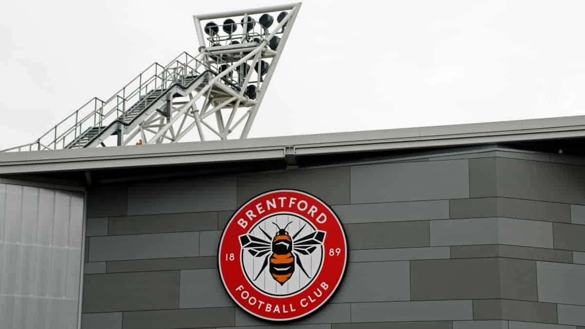 Brentford ตกลงข้อตกลงของ Club-Record เพื่อลงนาม ouattara