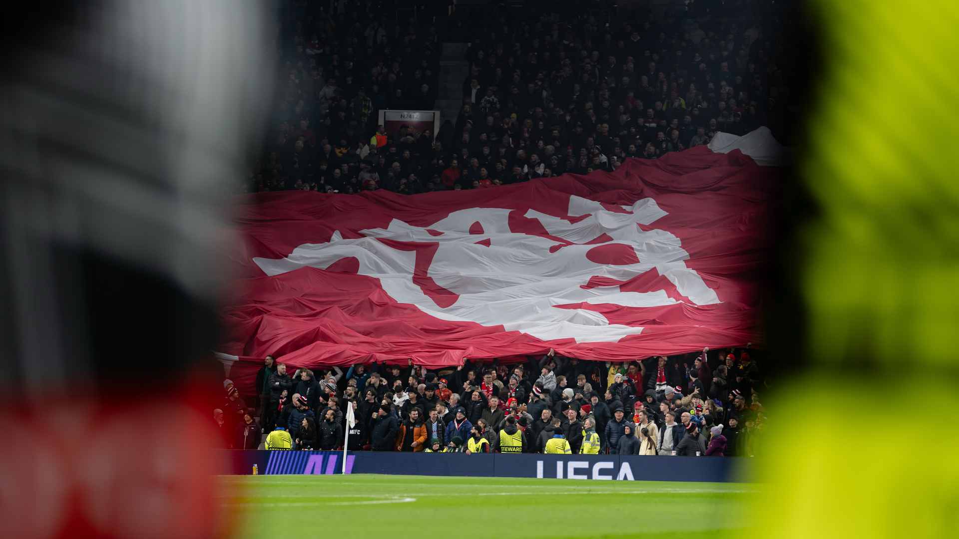 สโมสรกีฬาแมนเชสเตอร์ยูไนเต็ดโฮสต์ที่ Old Trafford ใน Premier League International Cup