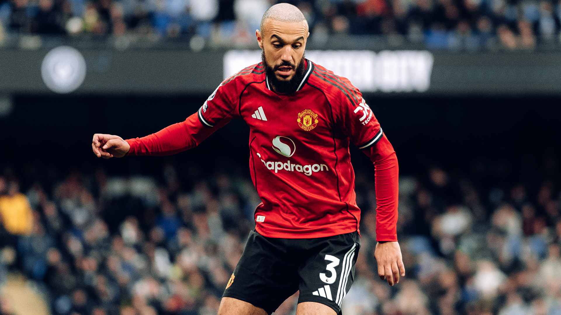 Noussair Mazraoui ให้คำตัดสินที่ซื่อสัตย์หลังจากที่มนุษย์แพ้แมนเชสเตอร์ดาร์บี้