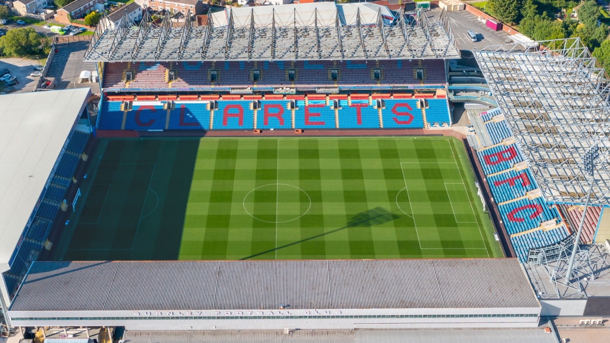 Burnley vs Liverpool Live: Kerkez Dive ‘Stupid Stupid’
